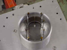 cylinder2.jpg (88716 bytes)