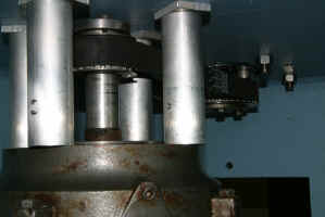 motor7.jpg (126802 bytes)